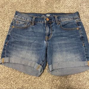 Old navy jean shorts - Size 4